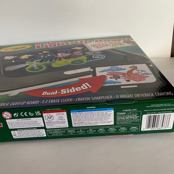 Crayola Dry Erase Light Up Board Dual Sided Drawing Toy NWB - Picture 5 of 7